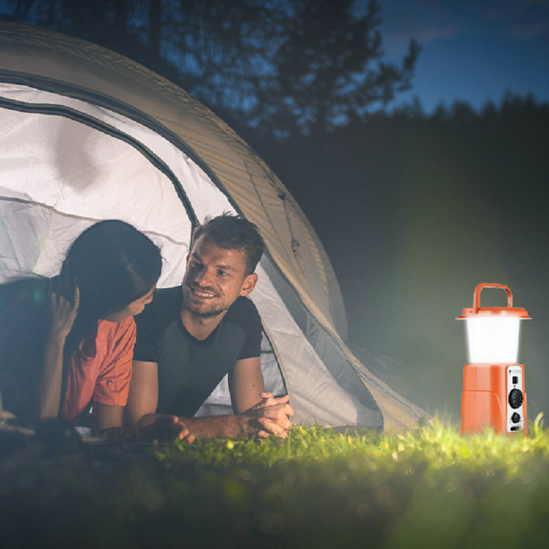 วิทยุพลังงานแสงอาทิตย์พร้อมไฟ  - Outdoor Power Group บทวิจารณ์และราคา