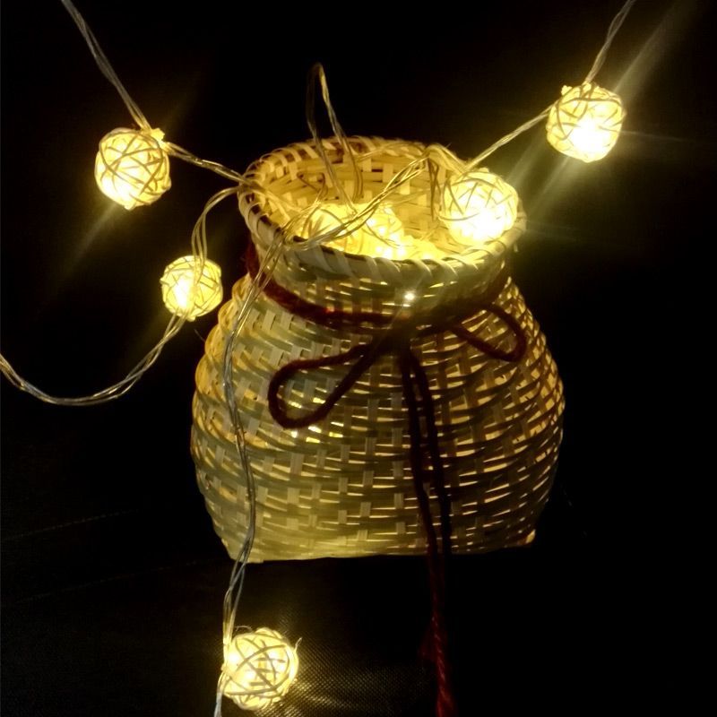 ไฟโซลาร์ลูกบอลแบบสายยาว 20 LED - Outdoor Power For Gazebo บทวิจารณ์และราคา